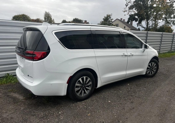 Chrysler Pacifica cena 89000 przebieg: 33000, rok produkcji 2021 z Ostróda małe 172